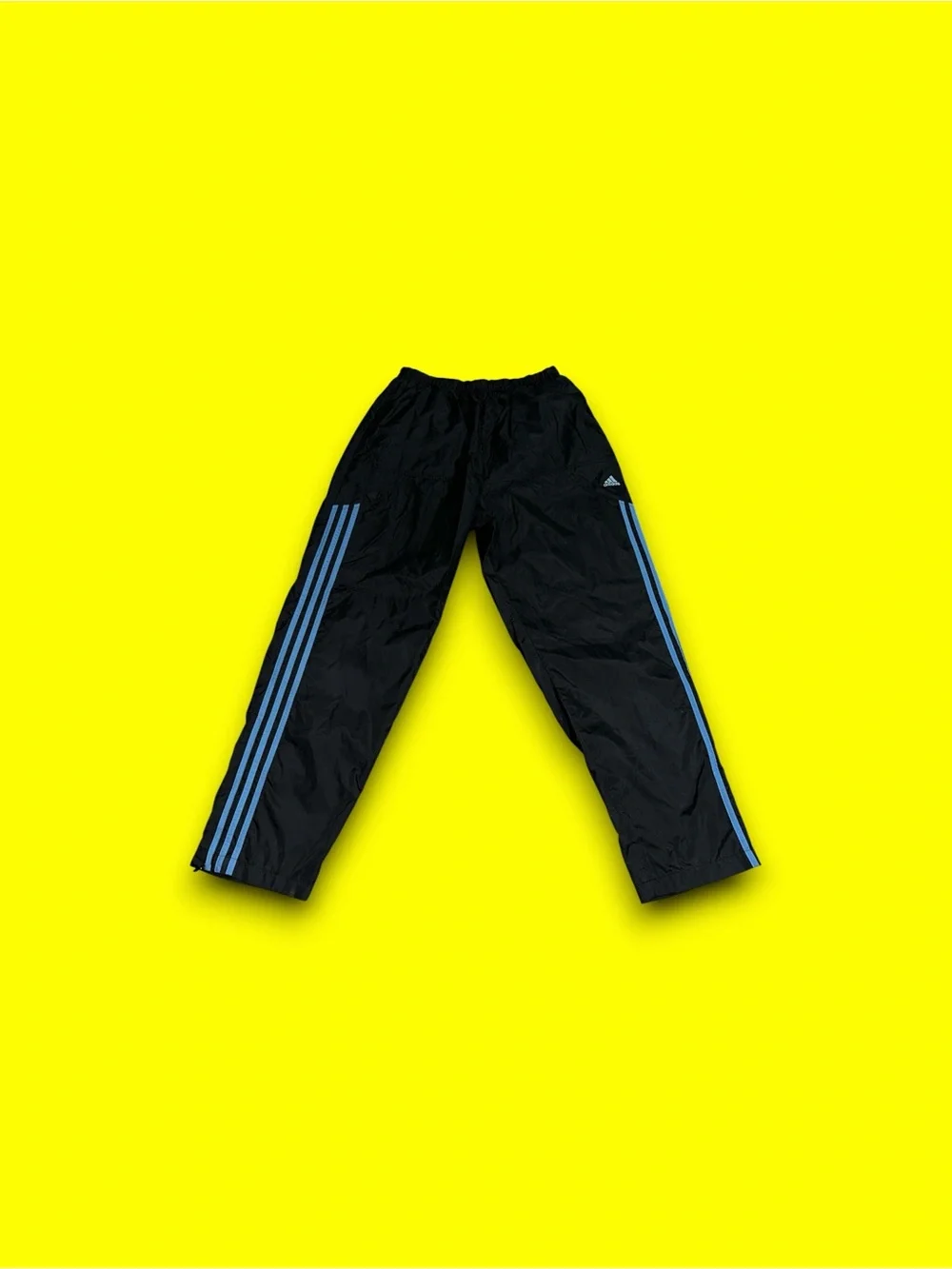 Vintage adidas 3 stripe wide leg mesh lined track pants black & blue medium